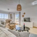 116 - Penthouse With Views And Pool, 5Min Away From Golf Course!