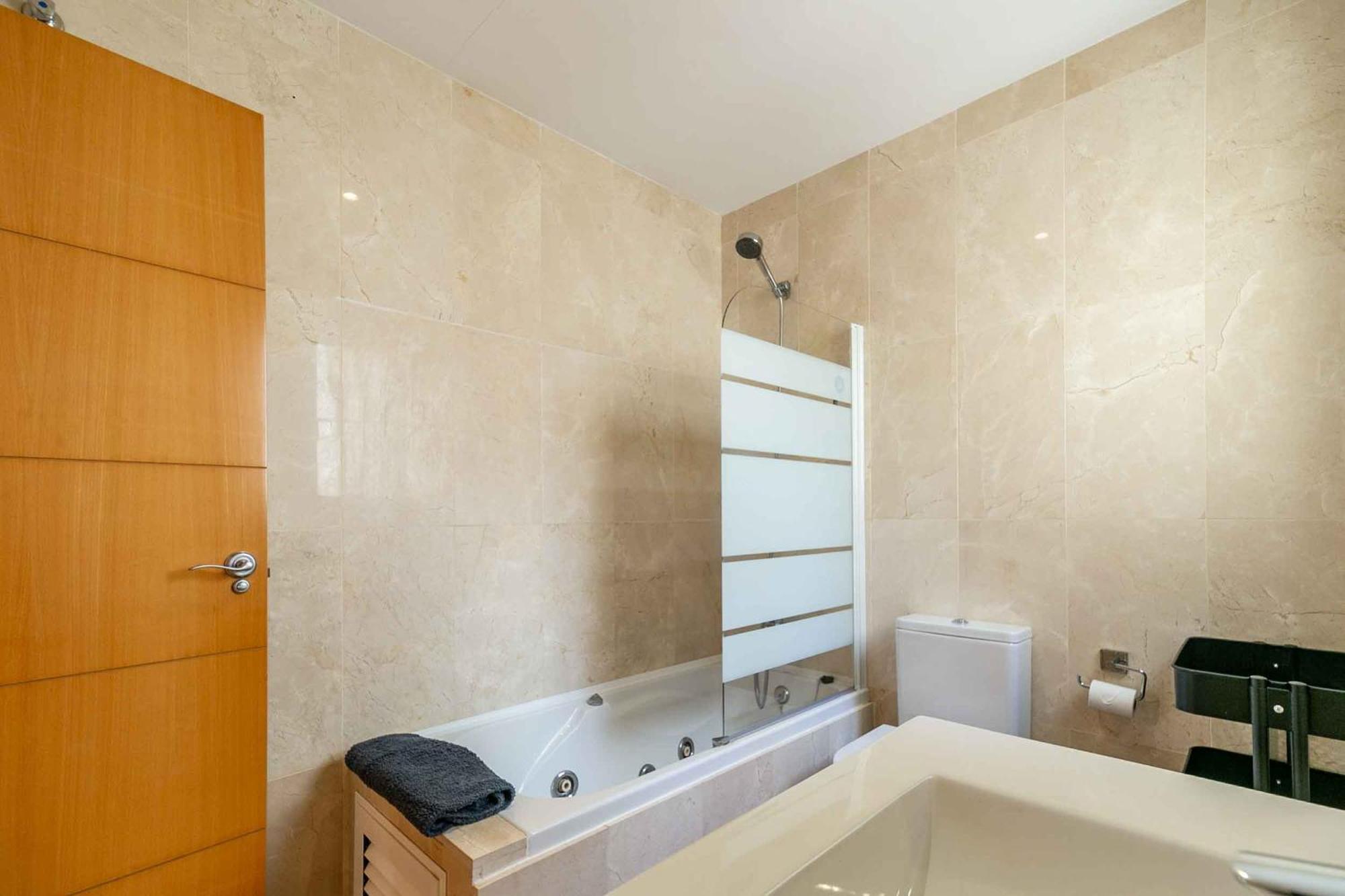 Apartment 116 - Penthouse With Views And Pool, 5min Away From Golf Course! *