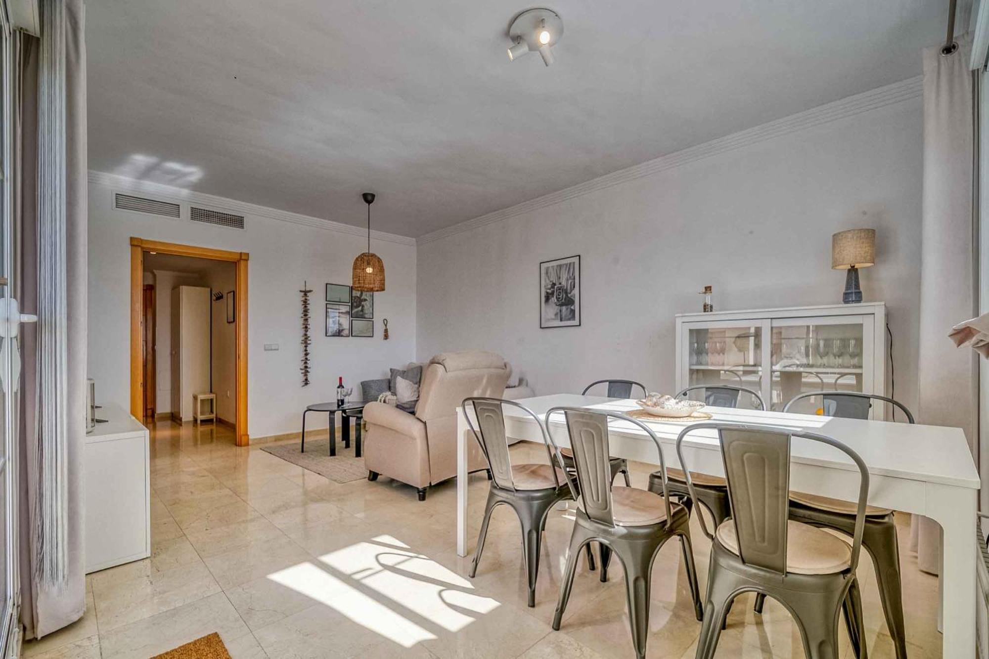 116 - Penthouse With Views And Pool, 5min Away From Golf Course! Apartment Benalmadena